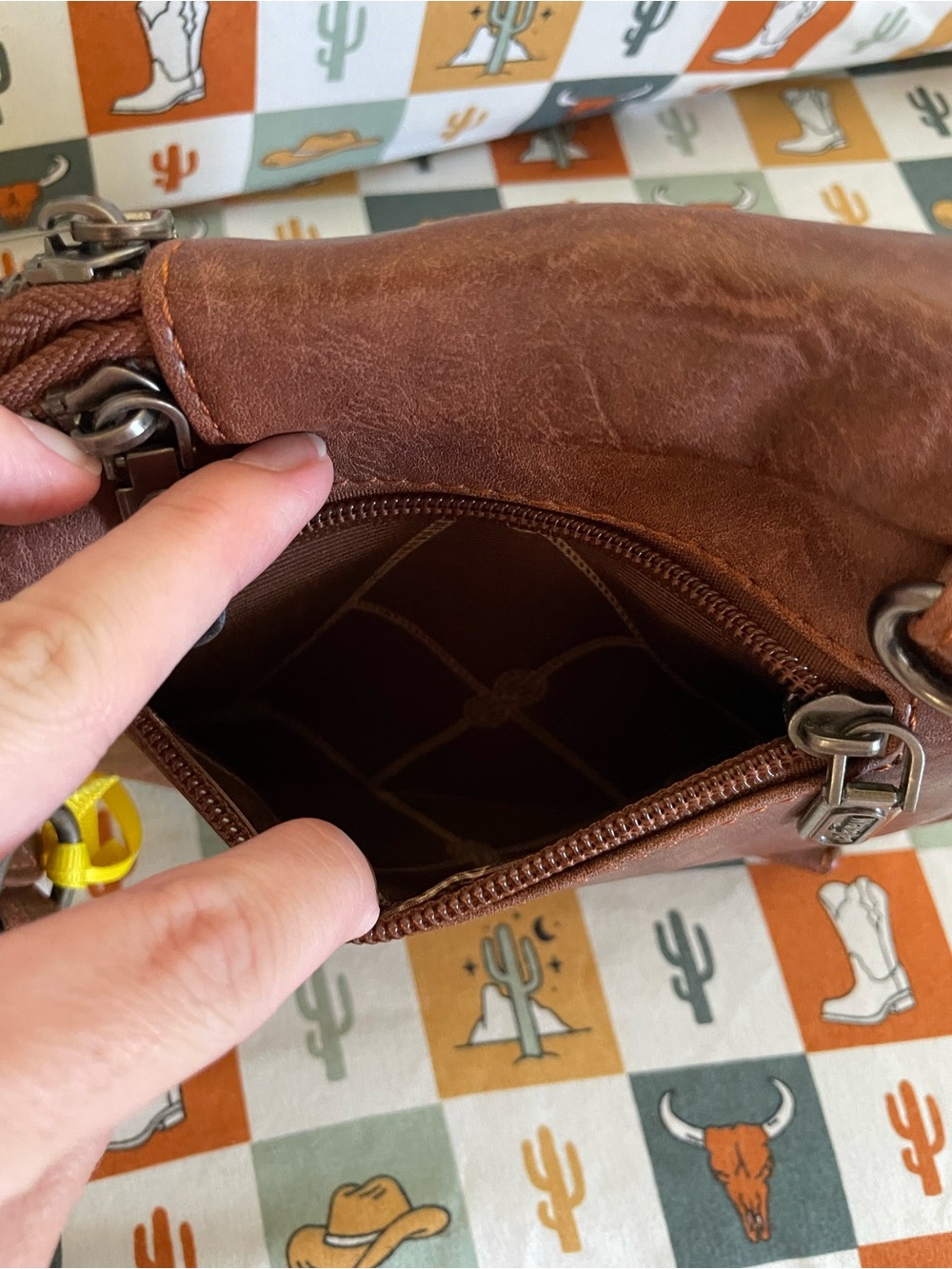 Wrangler Brown Leather Belt Bag with Branded Strap - Picture 3 of 5